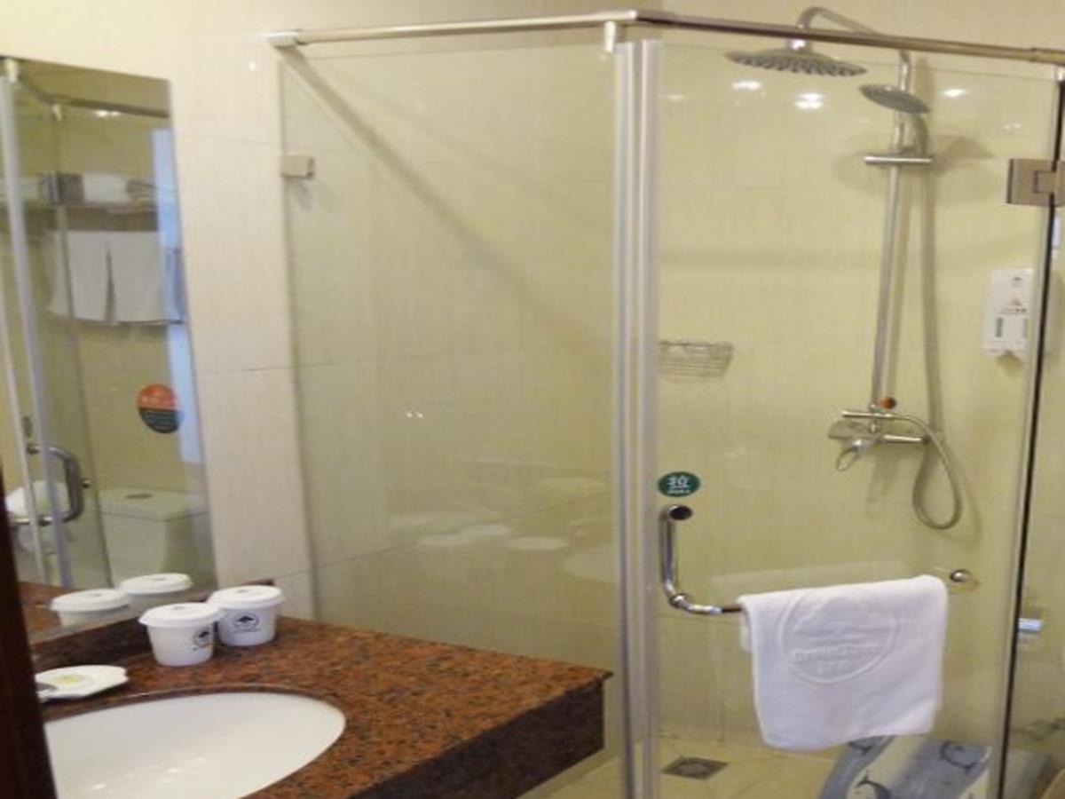 GEM Hotel (Nanjing Dachang Xinhua Road Pedestrian Street) 3*