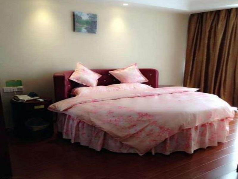 GreenTree Inn Jiangsu Suzhou Shengze Business Hotel 2*