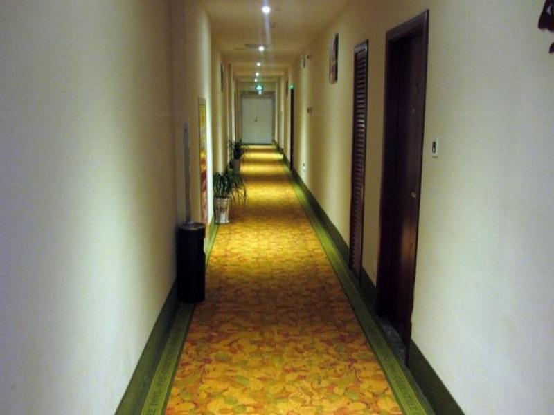 GreenTree Inn Jiangsu Suzhou Shengze Business Hotel 2*