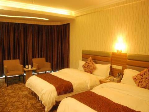 Baiyue Hotel (Huizhou West Lake) 2*