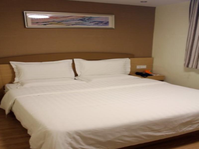7 Days Inn Shucheng Meihe East Road Branch 2*
