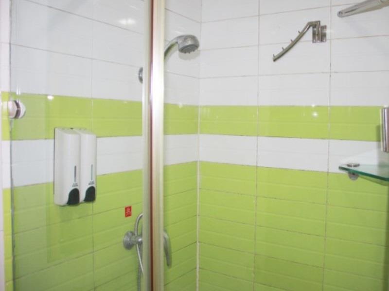 7 Days Inn ( Panlongcheng  Branch,Wuhan Airport) 2*