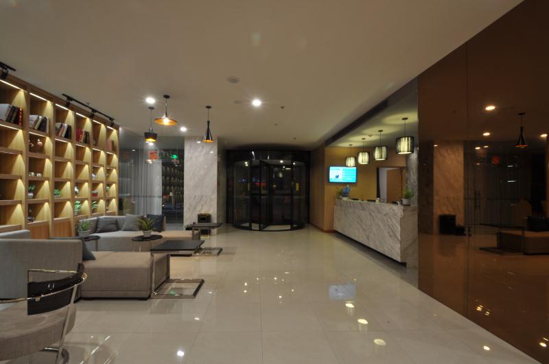 Jinjiang Inn select wuxi nanchang street huaqing bridge subway station hotel 3*