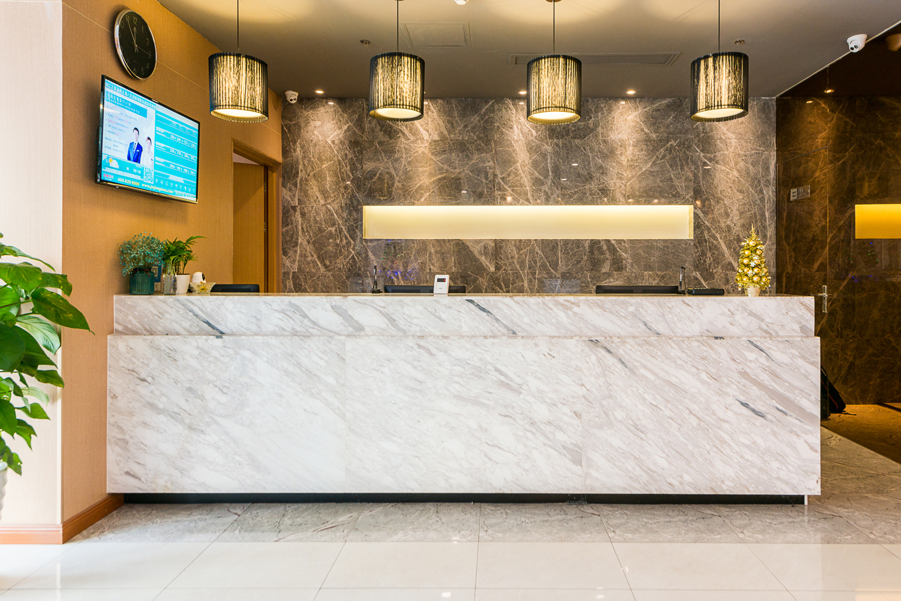 Jinjiang Inn select wuxi nanchang street huaqing bridge subway station hotel 3*
