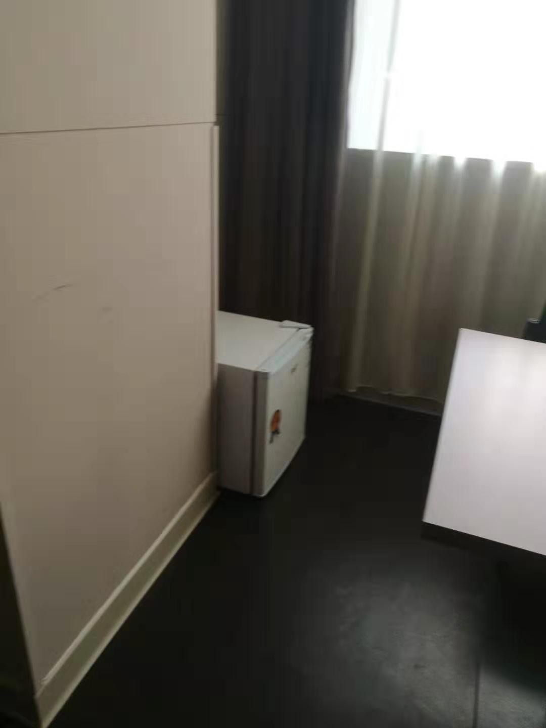 Jinjiang Inn select wuxi nanchang street huaqing bridge subway station hotel 3*