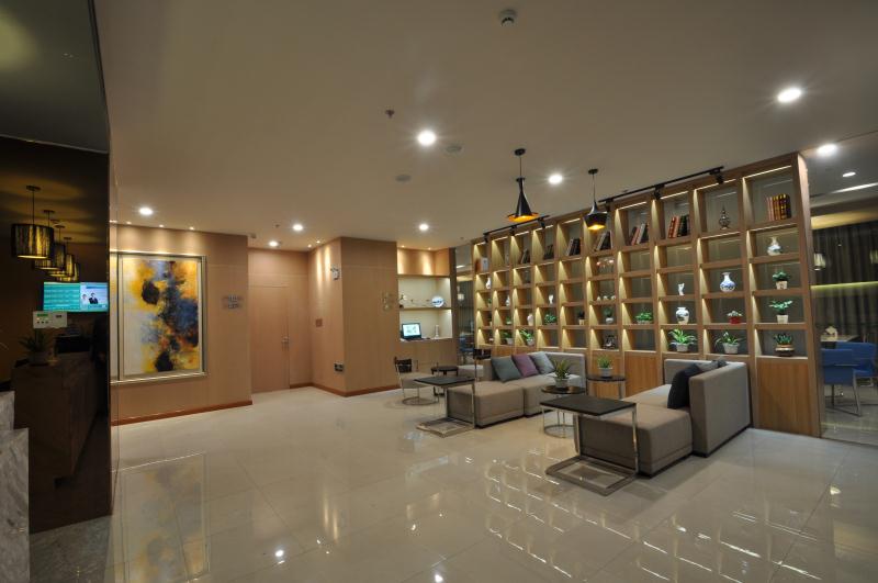 Jinjiang Inn select wuxi nanchang street huaqing bridge subway station hotel 3*
