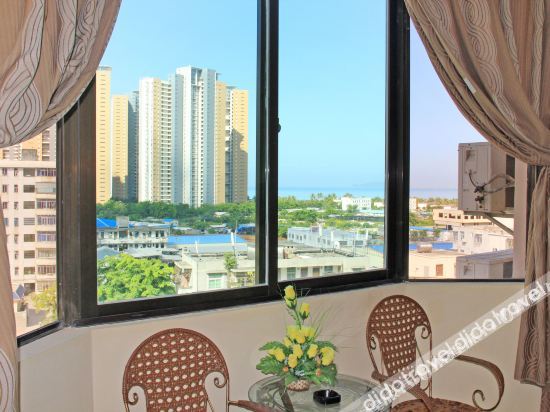 Metropolis Hotel (Sanya Bay Coconut Dream Corridor) 3*