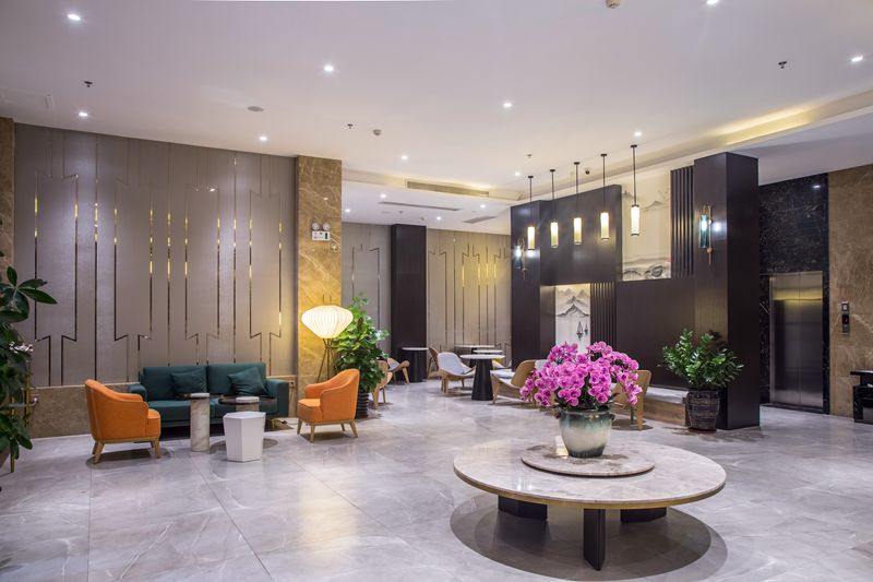 Metropolis Hotel (Sanya Bay Coconut Dream Corridor) 3*