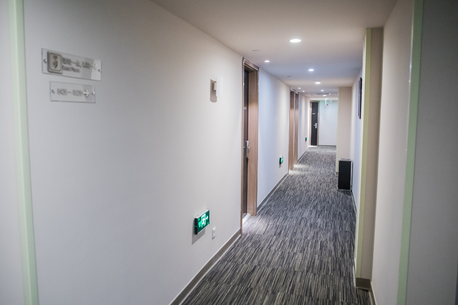 Jinjaing Inn municipal government julong hotel 3*