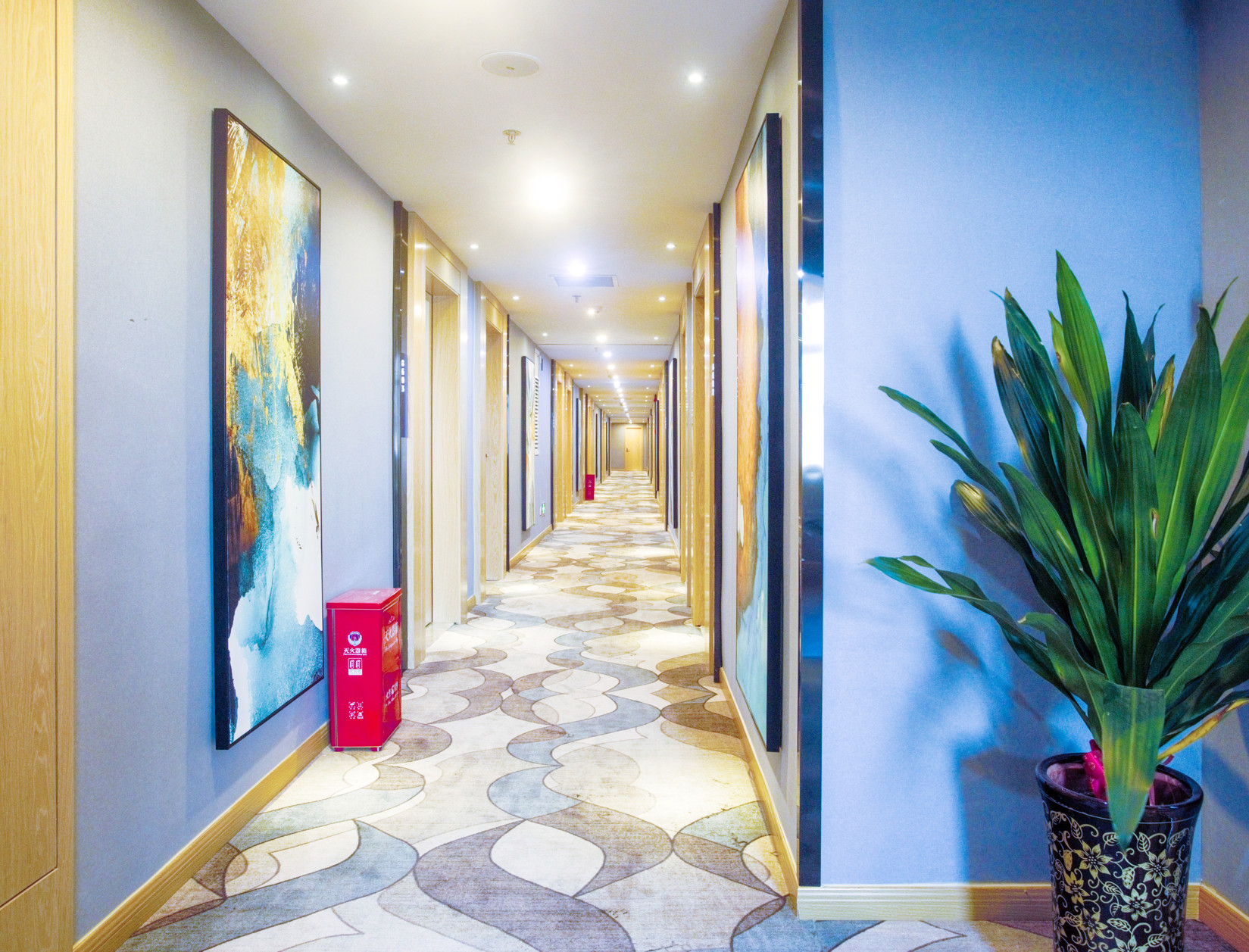 Kyriad Hotel (Changsha Wuyi Square Xiangya Store) 2*
