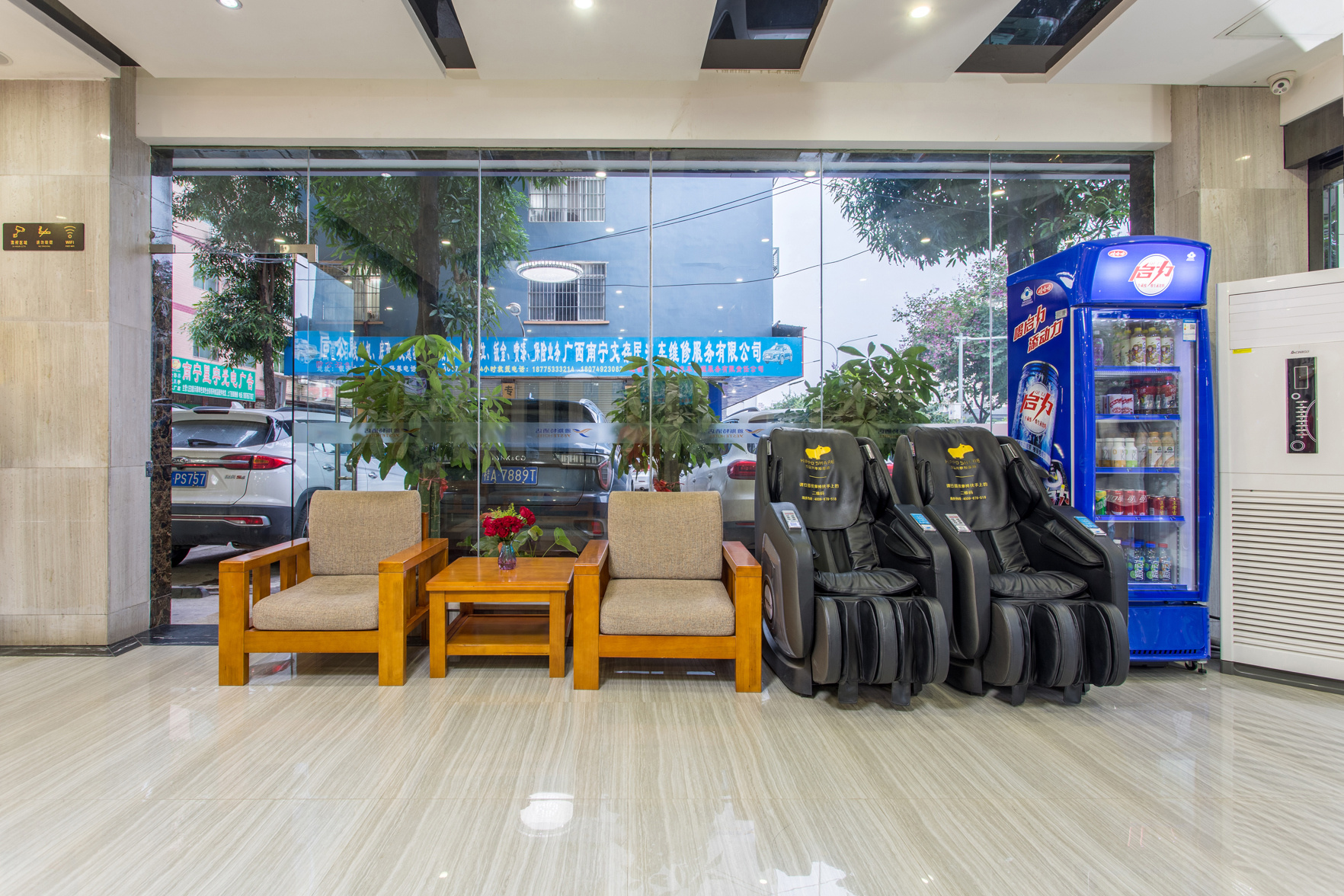 Yeste Hotel (Nanning Shizitang Metro Station Branch) 2*
