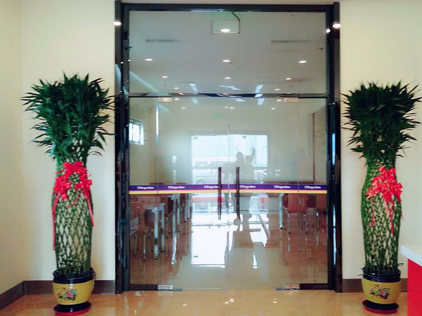 7Days Inn Chain Hotel (Tianjin Jiaotong Institute Caozhuang Subway Station) 2*