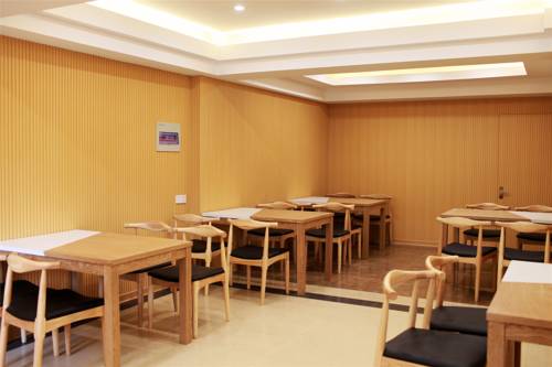 GreenTree Alliance Hotel (Sanya Yalong Bay Scenic Area) 2*