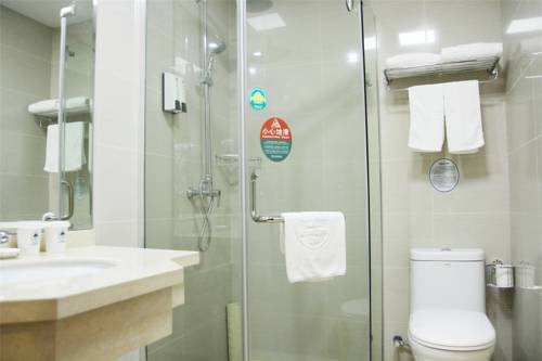Heyi Zhige Hotel (Taiye International Plaza Branch, Dali High speed Railway Station) 2*