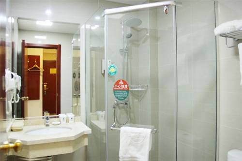 Heyi Zhige Hotel (Taiye International Plaza Branch, Dali High speed Railway Station) 2*