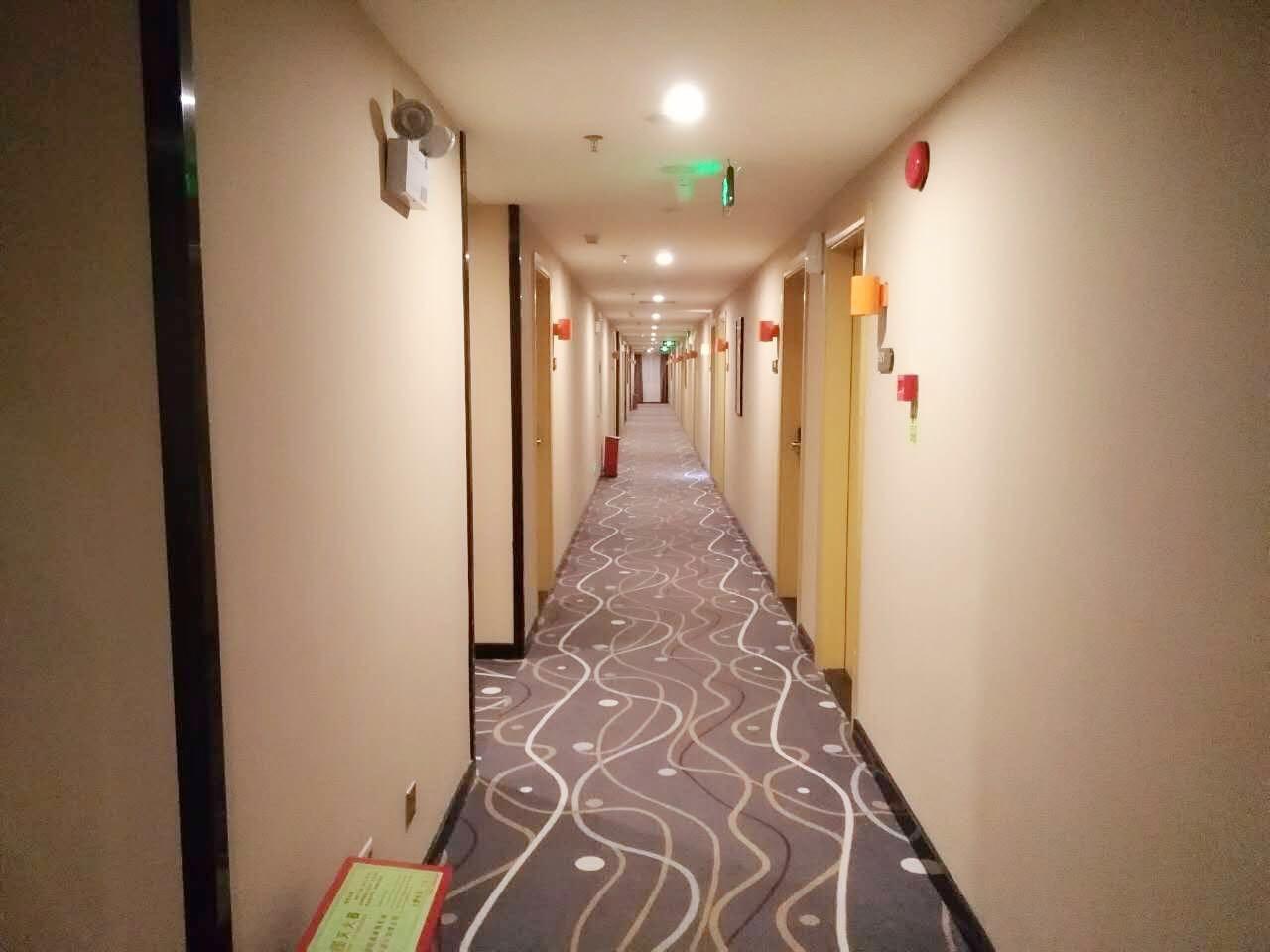 7 Days Premium (Shenzhen Songgang Yanchuan) 2*