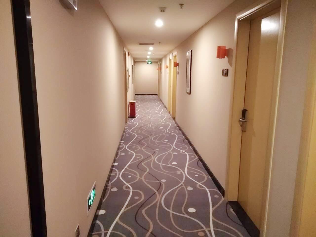 7 Days Premium (Shenzhen Songgang Yanchuan) 2*