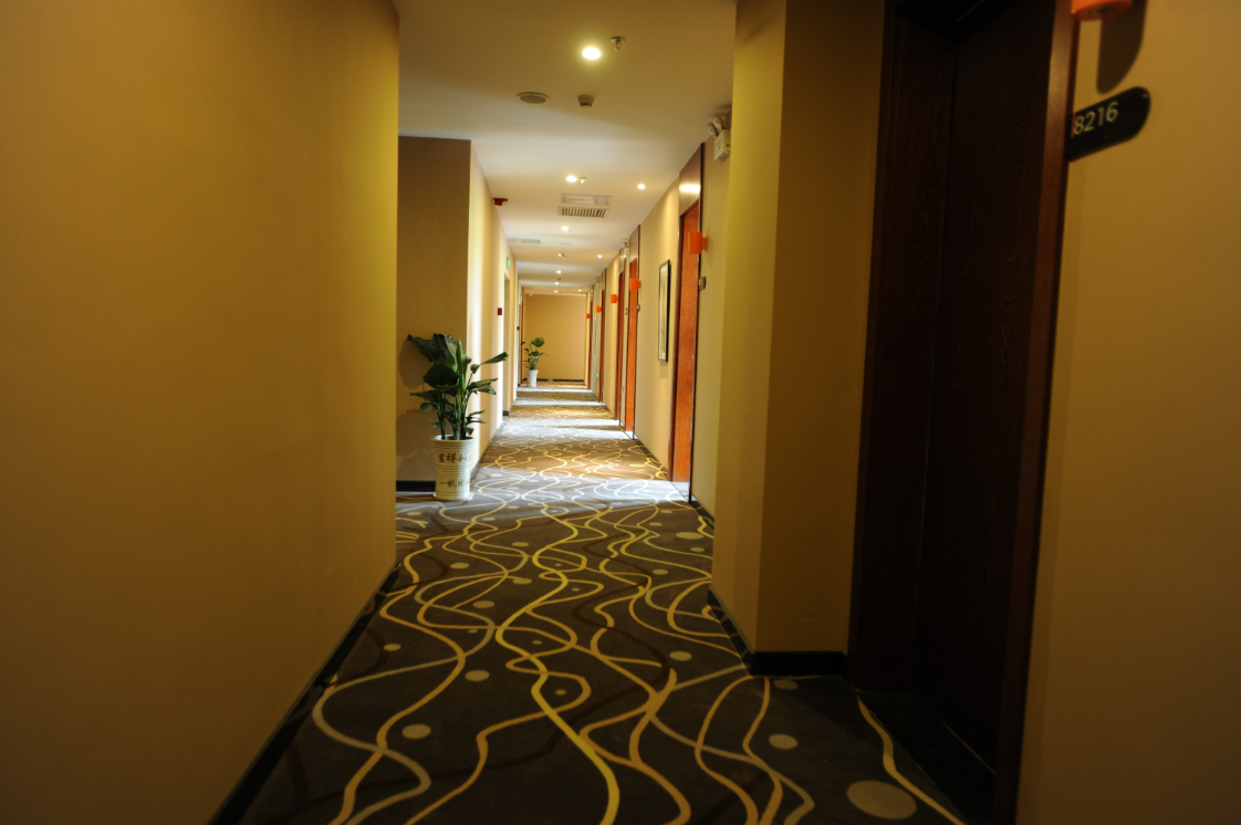 7 Days Premium (Yichang Wanda Plaza, Yunhe Park) 2*