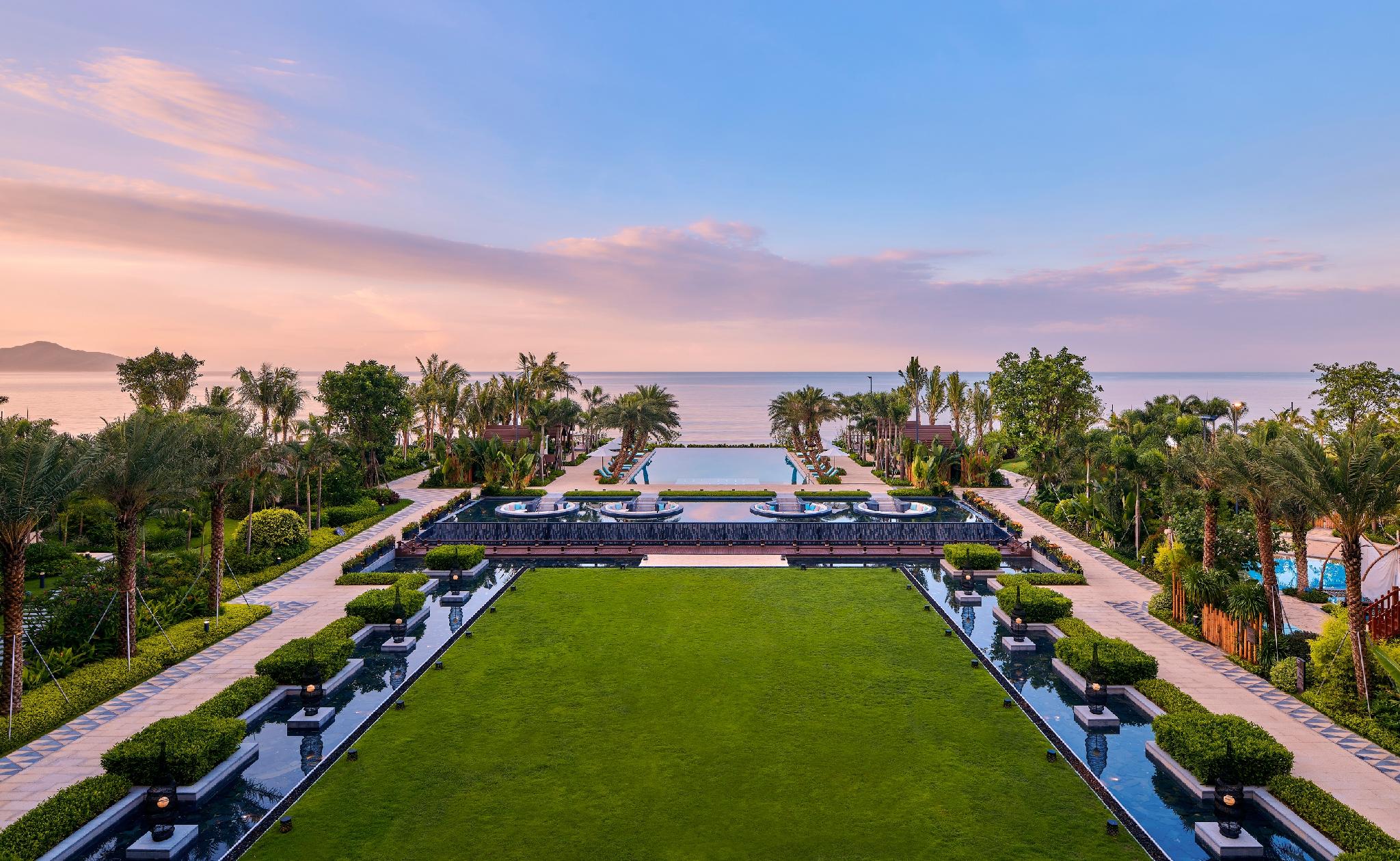 DoubleTree by Hilton Shanwei 5*
