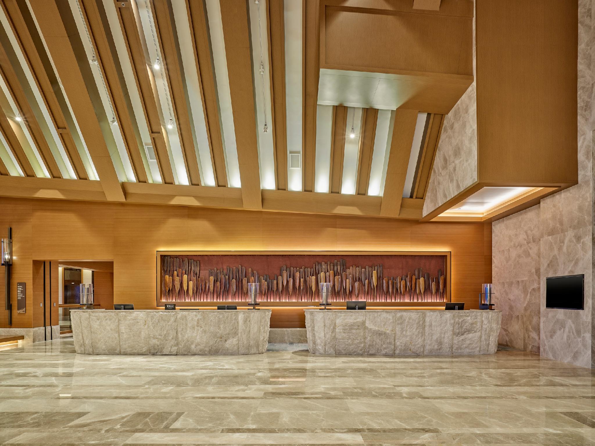 DoubleTree by Hilton Shanwei 5*