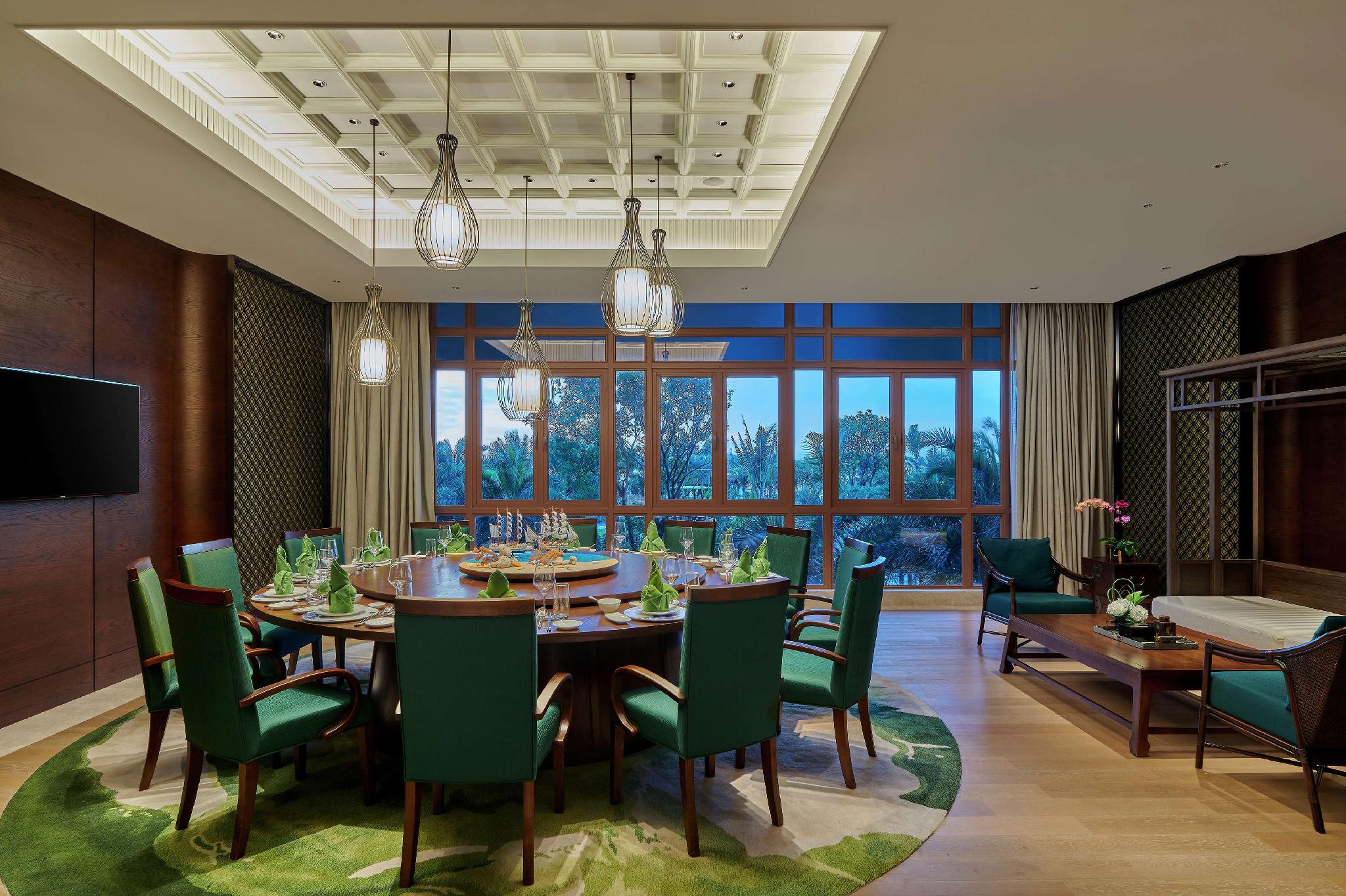 DoubleTree by Hilton Shanwei 5*