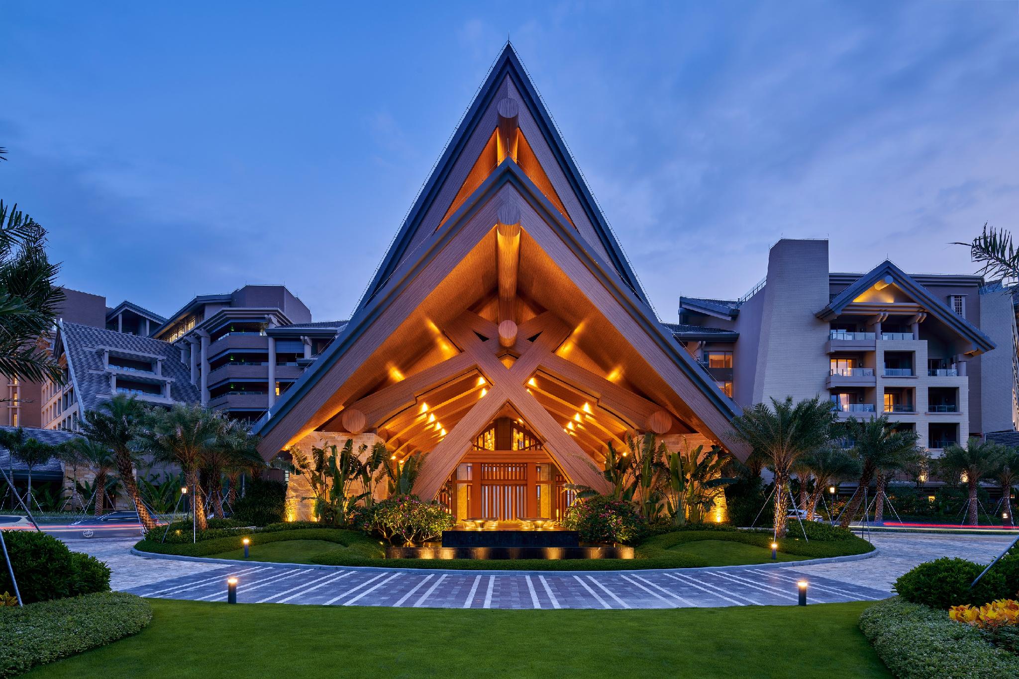 DoubleTree by Hilton Shanwei 5*