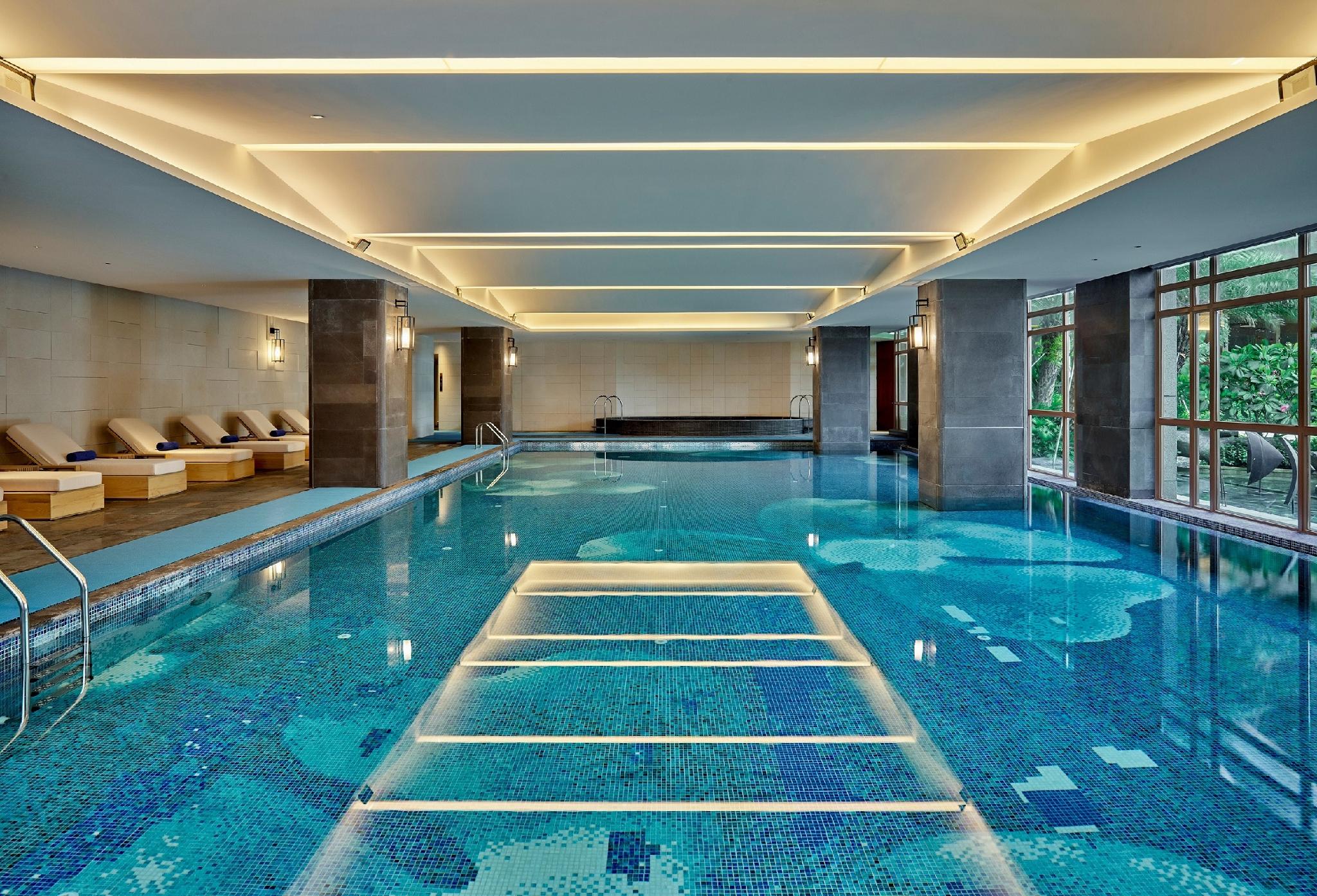 DoubleTree by Hilton Shanwei 5*