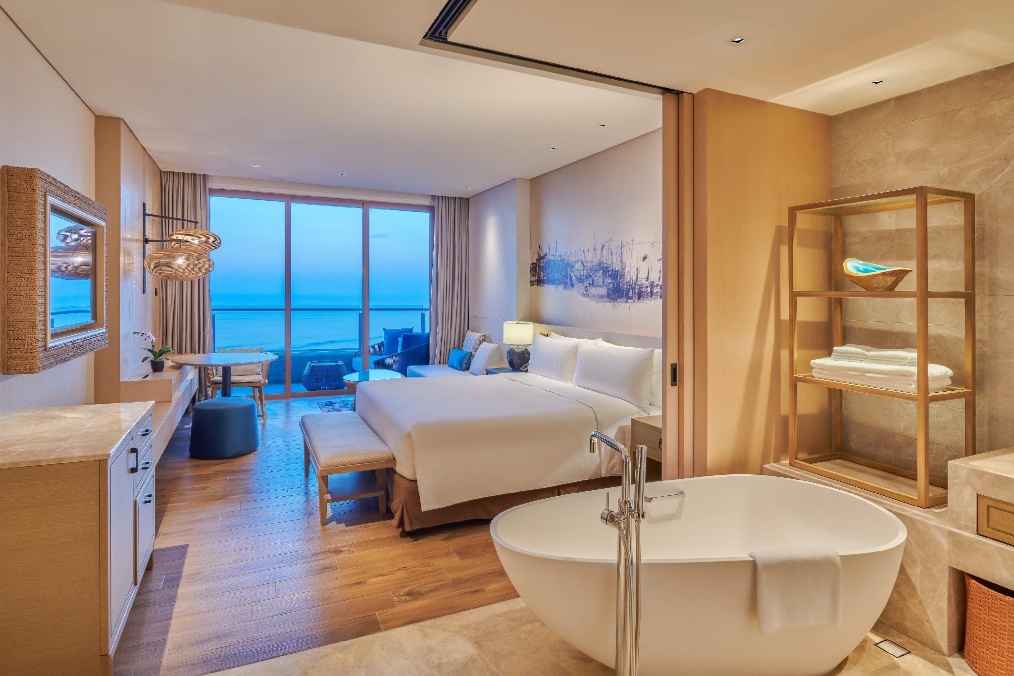 DoubleTree by Hilton Shanwei 5*