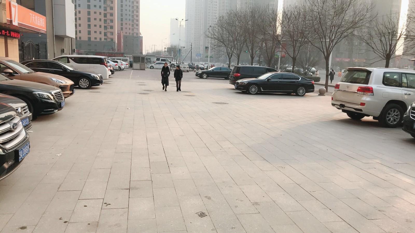 7 Days Premium Hotel (Shijiazhuang People's Hospital  100 FUN city ) 2*