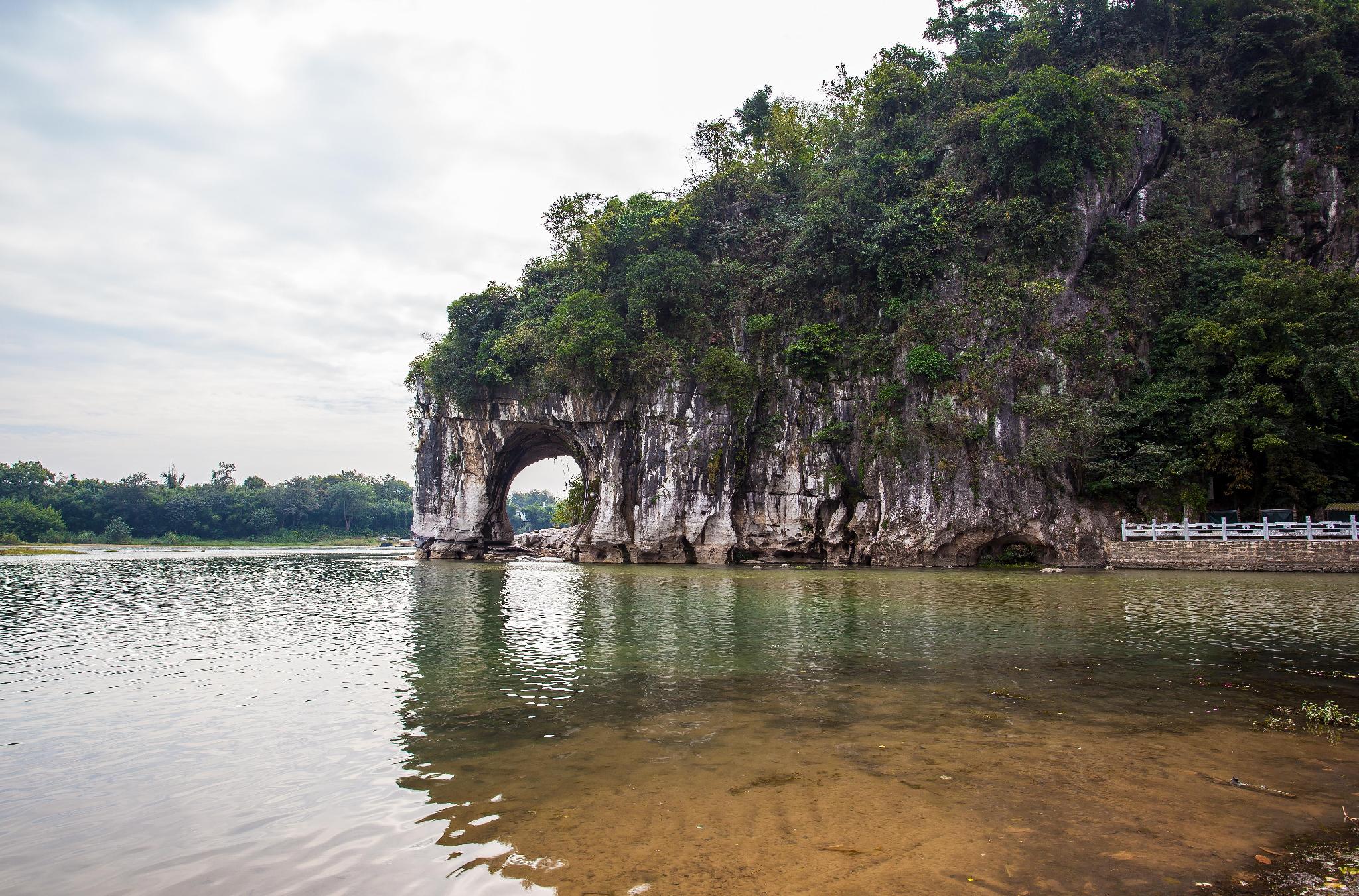 Lavande Hotel Guilin Railway Station Elephant Trunk Hill Scenic Area 3*