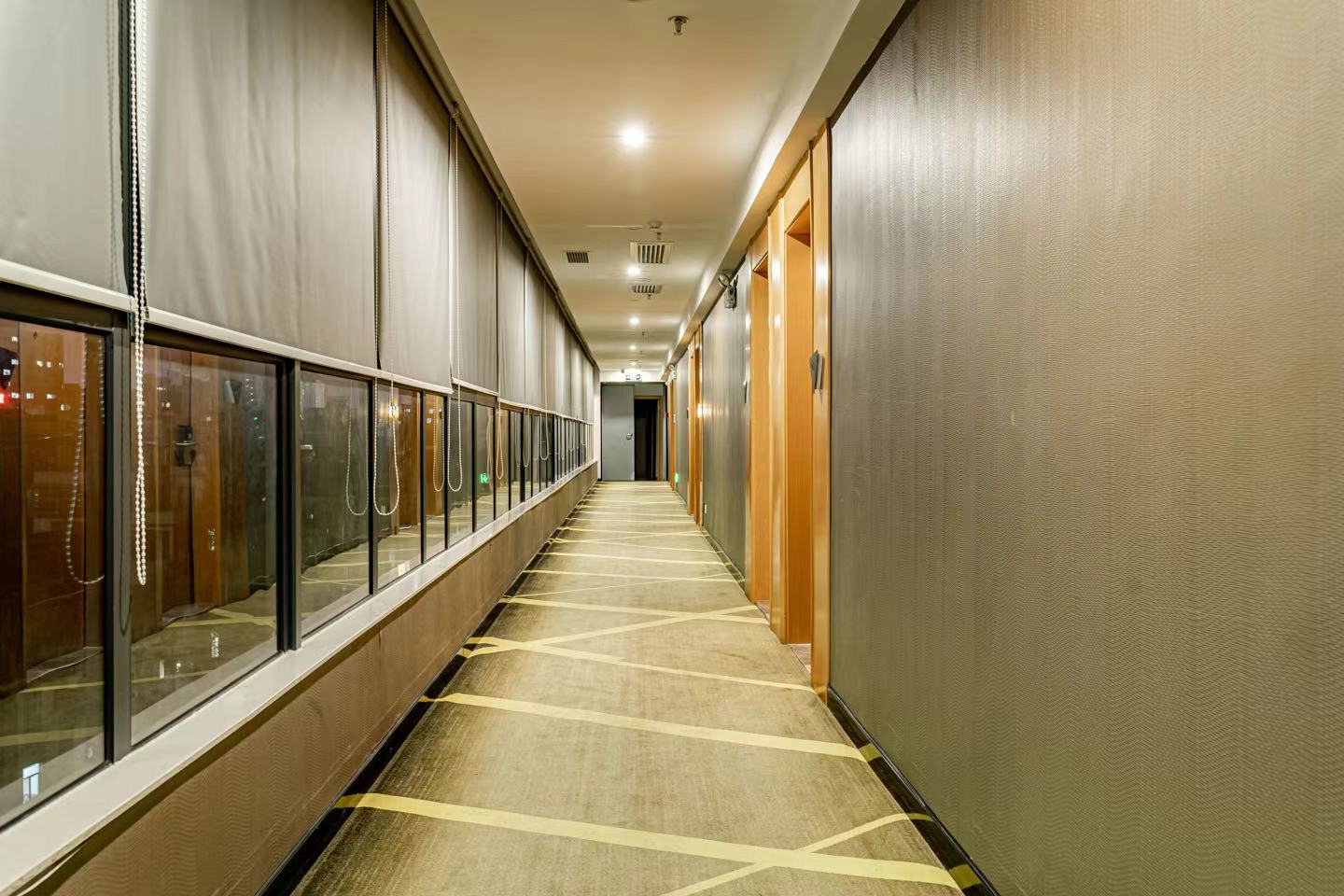 U Hotel (Beihai Golden Beach Old Street Underwater World Store) 3*