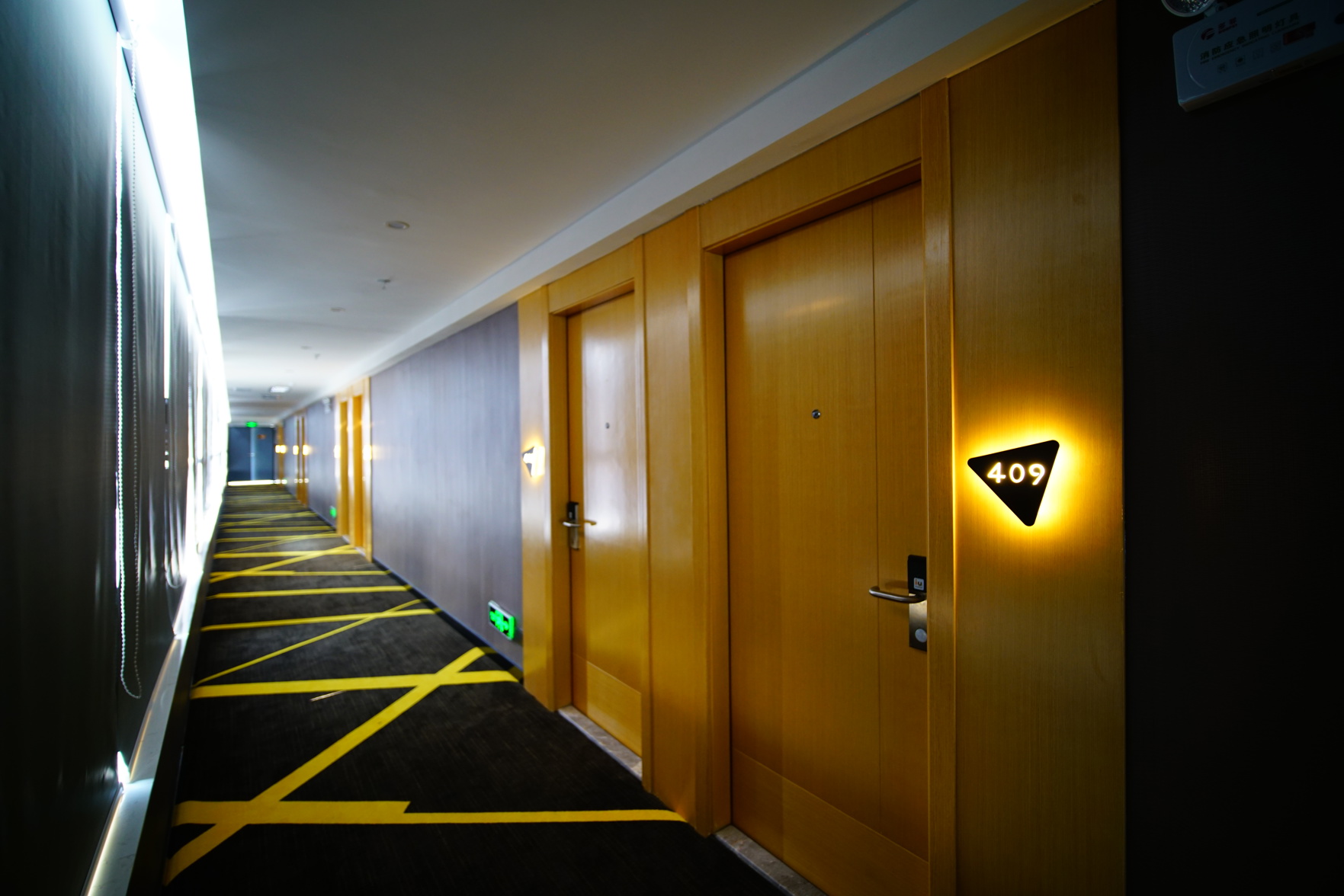 U Hotel (Beihai Golden Beach Old Street Underwater World Store) 3*