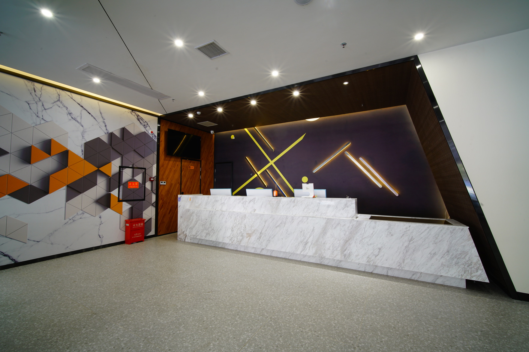 U Hotel (Beihai Golden Beach Old Street Underwater World Store) 3*