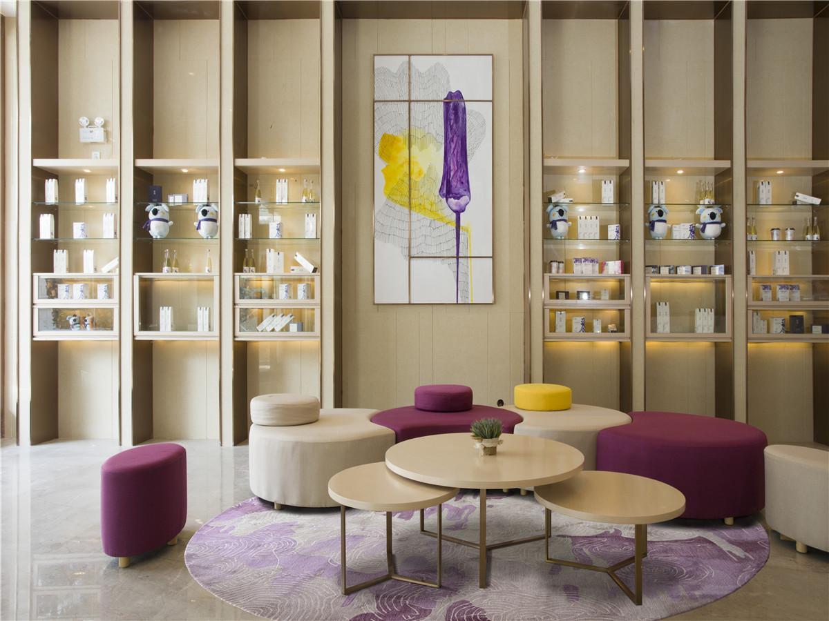 Lavande Hotel (Fangchenggang Dongxing Port Store) 3*