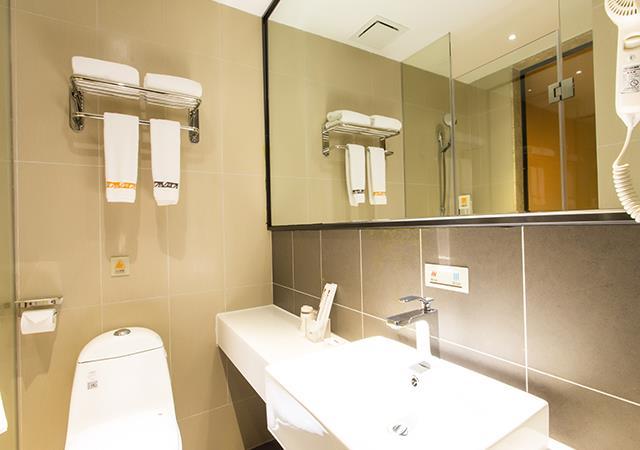 Jtour Hotel (Nanning Wuming) 2*