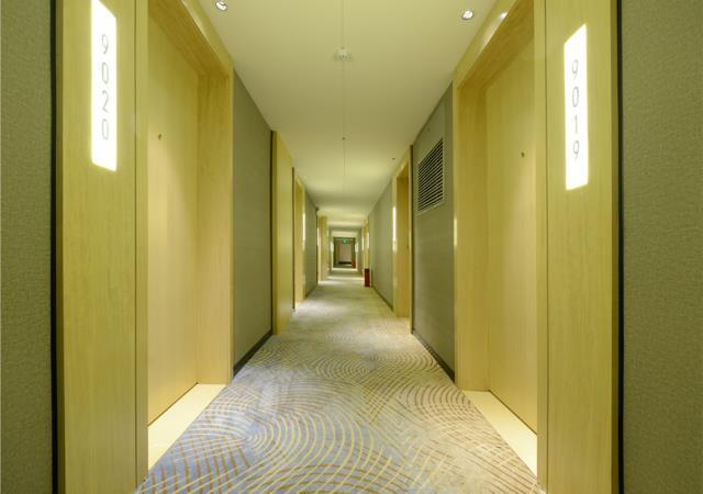 Echarm Hotel (Guiyang Xiaohe Binfen Square) 3*
