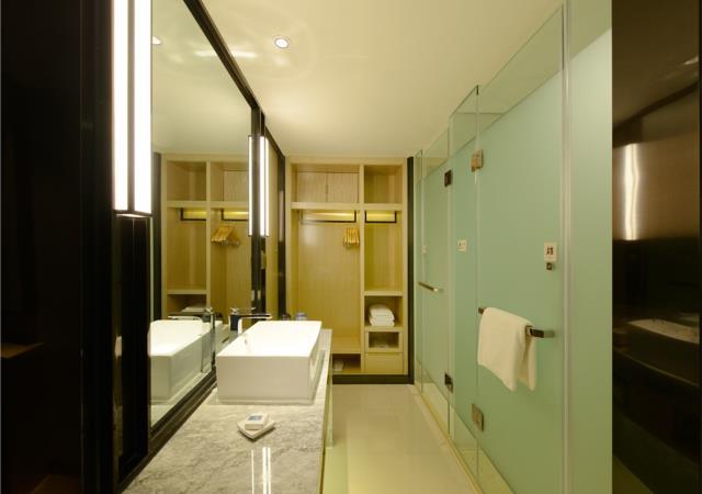 Echarm Hotel (Guiyang Xiaohe Binfen Square) 3*