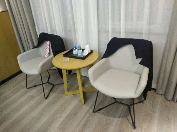 Mingyue Lake Hotel (Baise City Government Hengji Plaza) 3*
