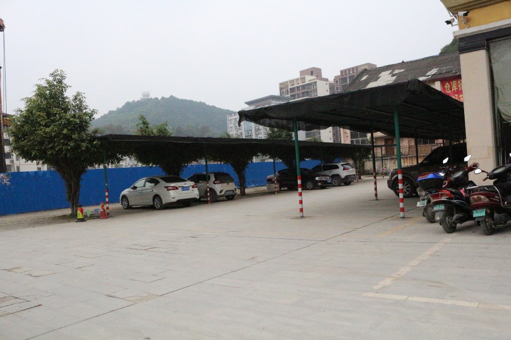 Mingyue Lake Hotel (Baise City Government Hengji Plaza) 3*