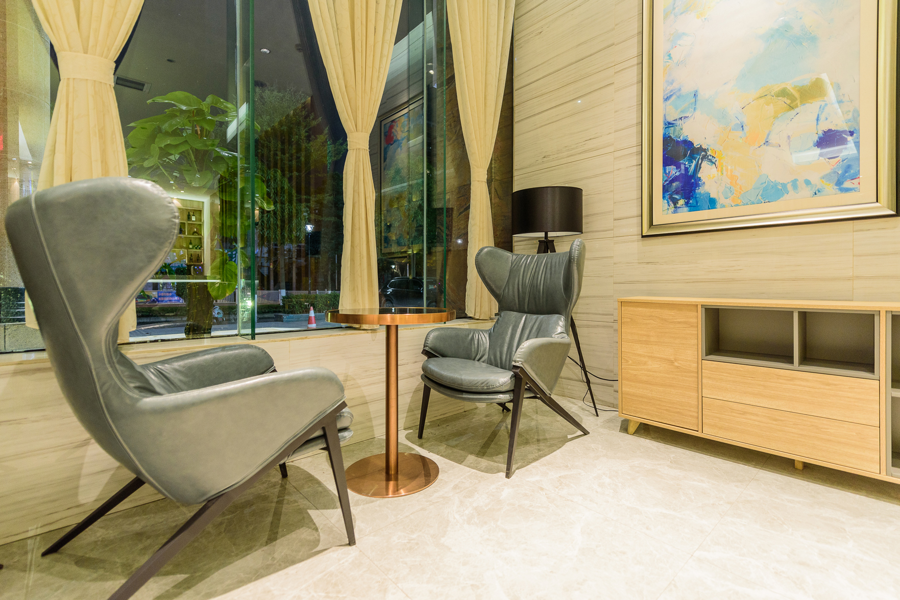 Mingyue Lake Hotel (Baise City Government Hengji Plaza) 3*