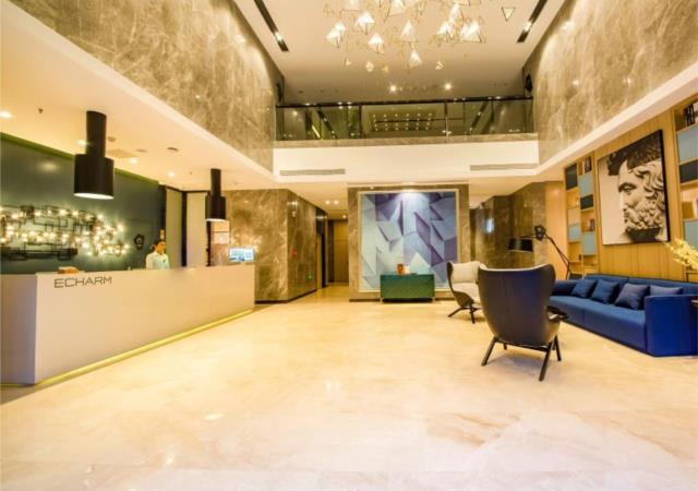 Echarm Hotel (Zhangzhou Jiaomei CRH Station Renhe West Road) 3*