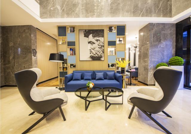 Echarm Hotel (Zhangzhou Jiaomei CRH Station Renhe West Road) 3*