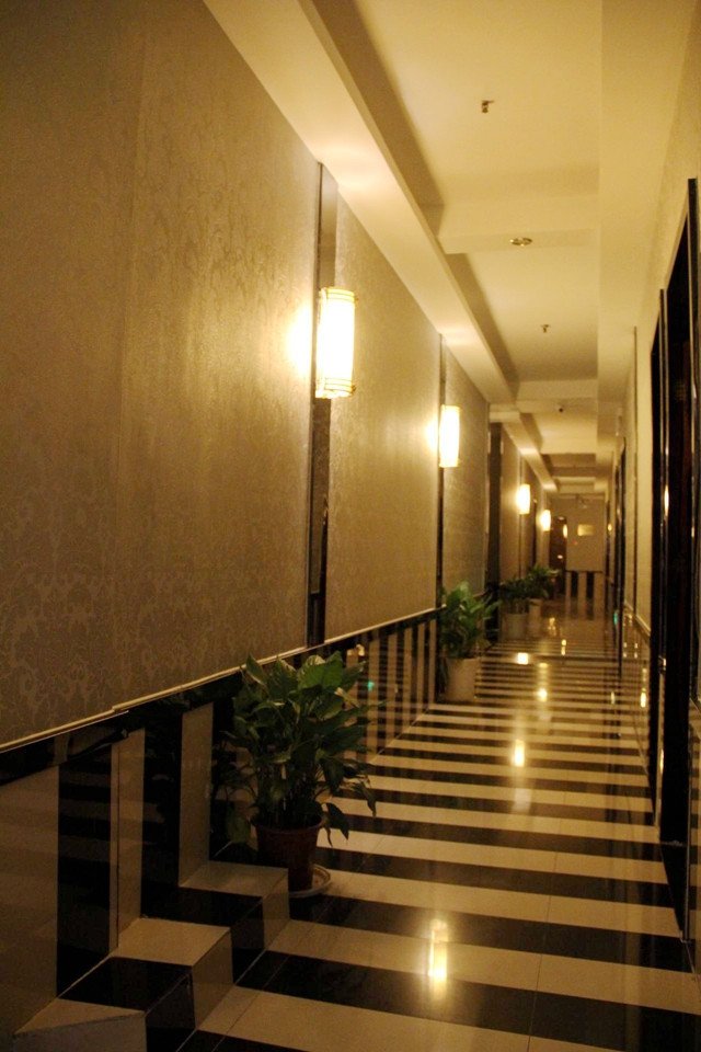 Grand Cozy Hotel (Nanjing University of the Arts Longjiang Subway Station Store) 3*