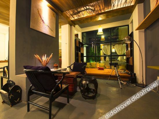 Yun Luo Hotel 3*