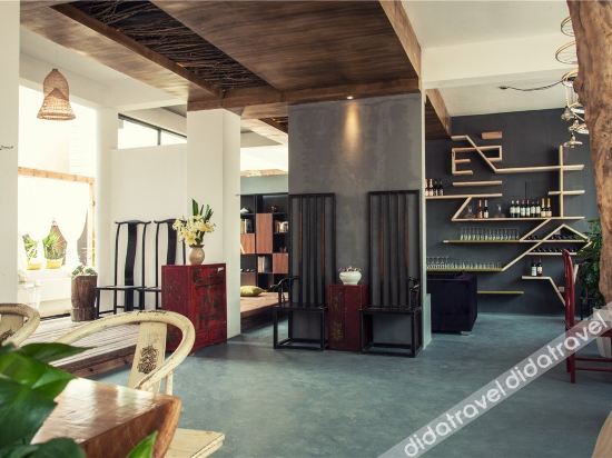 Yun Luo Hotel 3*