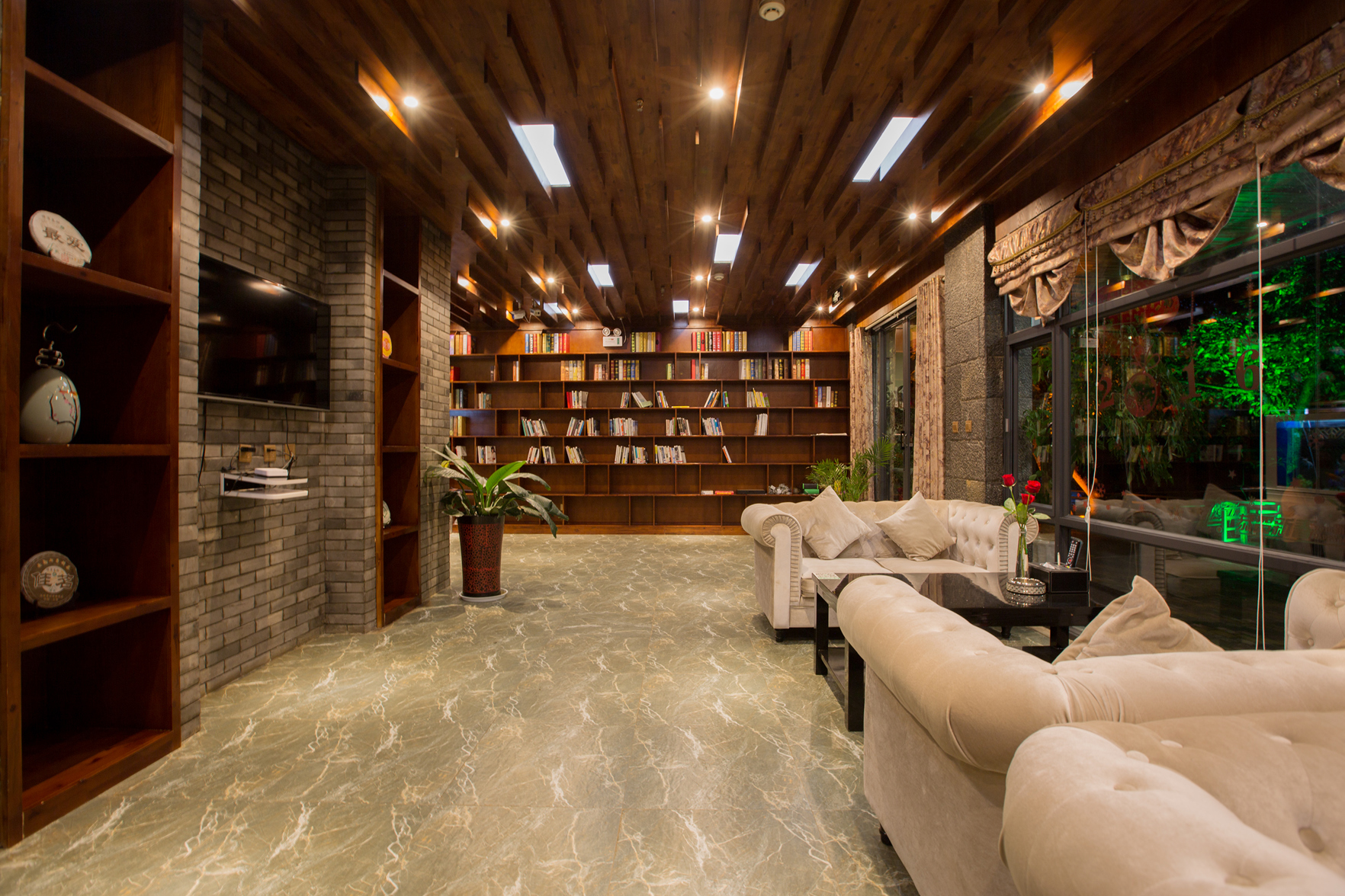 Dali shuanglangshuian Sunshine Hotel 3*