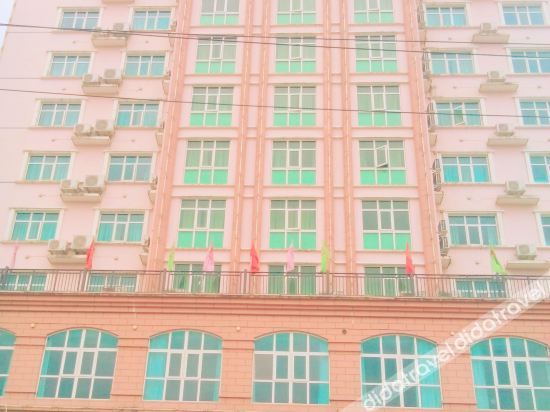 WoKe Hotel 3*