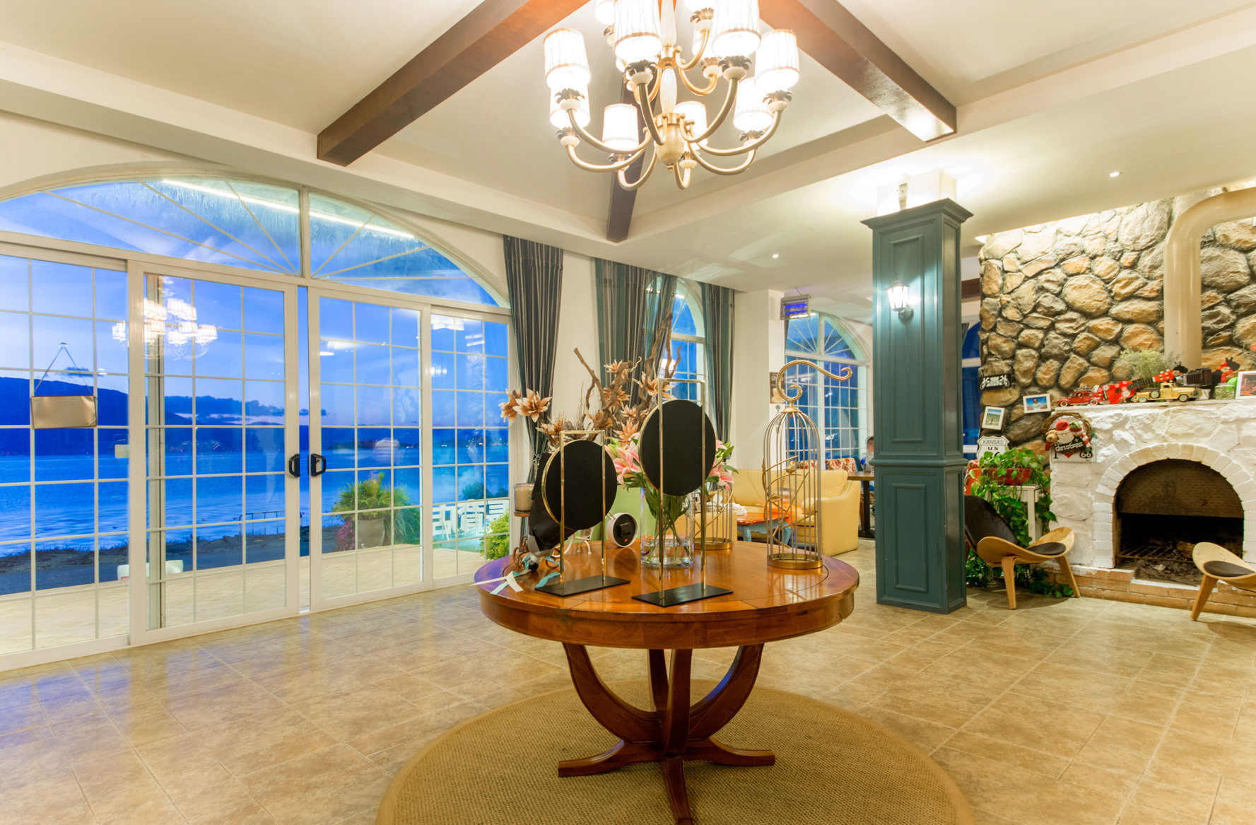 Erhai Lake View Resort Hotel Yuebo Jingyi 3*