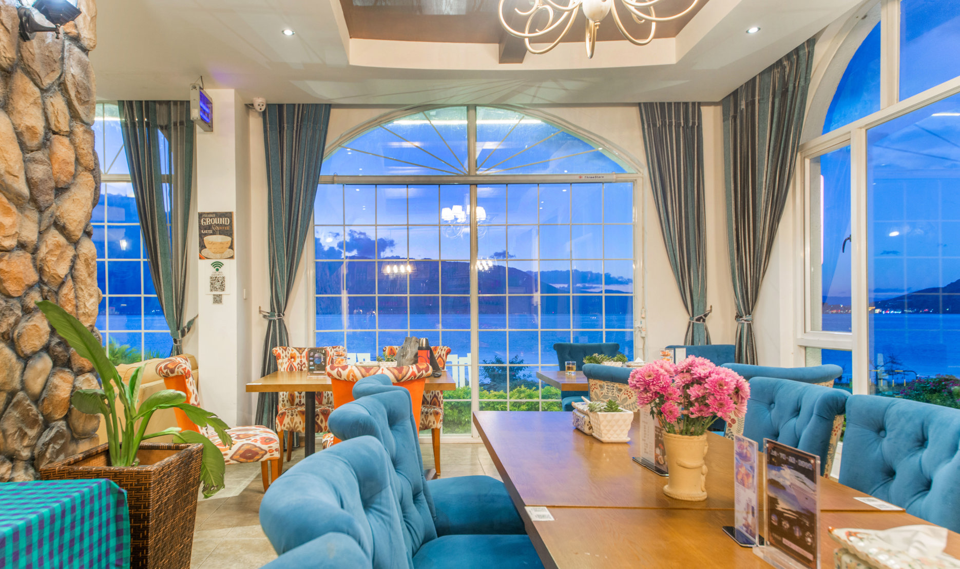 Erhai Lake View Resort Hotel Yuebo Jingyi 3*