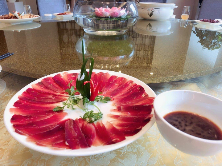 Yulongwan Hotel 3*